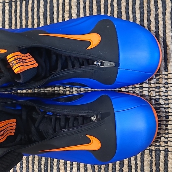 NIKE AIR FLIGHTPOSITE ONE 'KNICKS' SNEAKERS - Picture 2 of 10